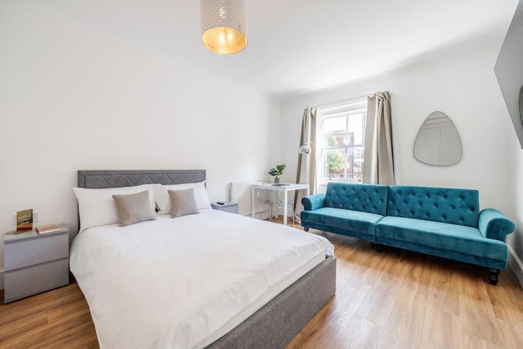 הוילה לונדון House 10 Mins To Tower Bridge Hot Tub & Parking מראה חיצוני תמונה