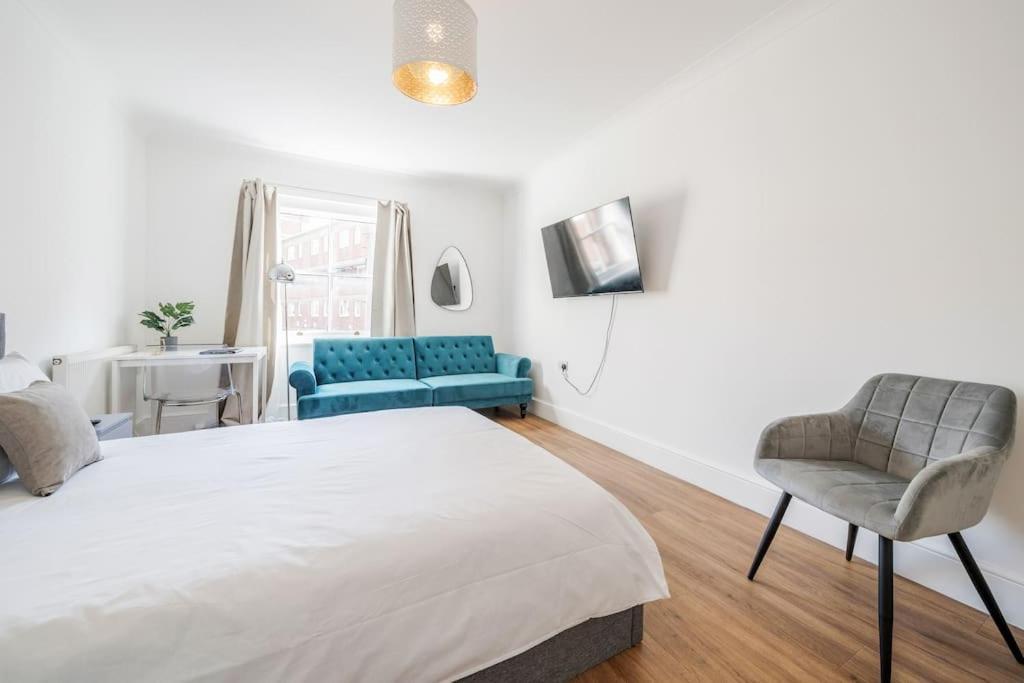 הוילה לונדון House 10 Mins To Tower Bridge Hot Tub & Parking מראה חיצוני תמונה