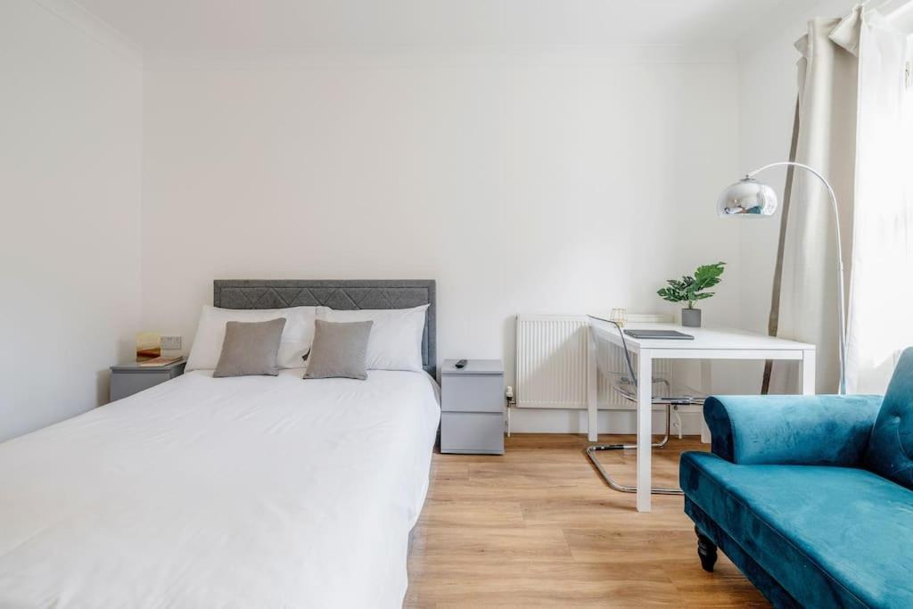 הוילה לונדון House 10 Mins To Tower Bridge Hot Tub & Parking מראה חיצוני תמונה